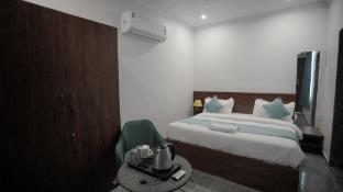 hotel aana inn prime