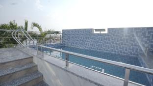 hotel aana inn prime