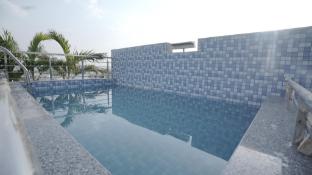 hotel aana inn prime