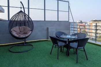 housr studio rooms sector 38 gurgaon