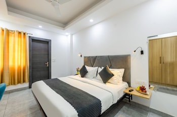 hotel admire inn sector 104