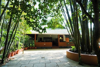 holiday courtyard