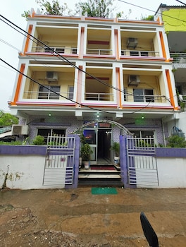 hotel shree bhumi puri