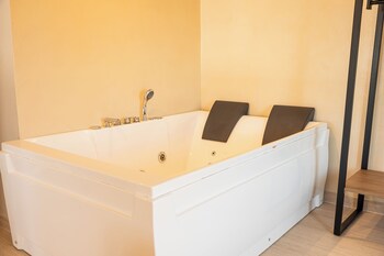 Vila Lasko,,3 star