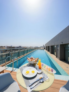 casa diora hotel al rawdah