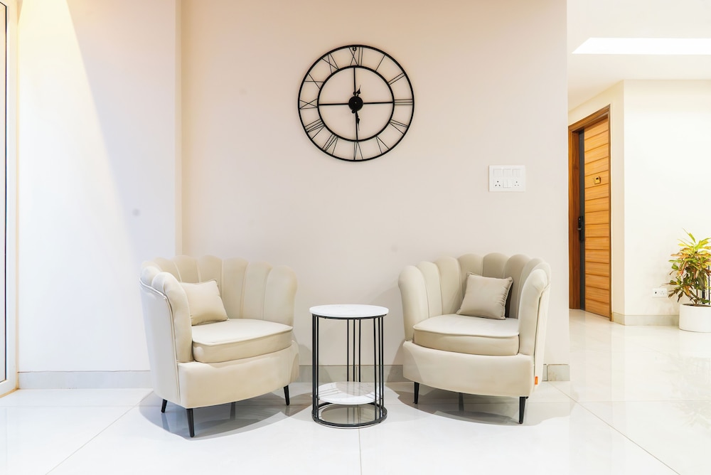 housr sector 45 gurgaon artemis hospital