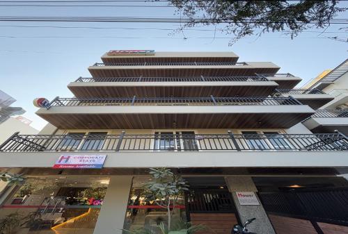 housr sector 45 gurgaon artemis hospital