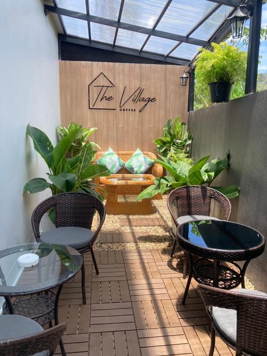 the village poshtel