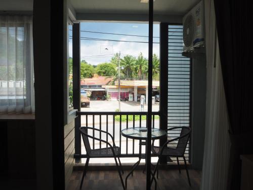 the village poshtel