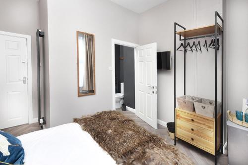 ocho homes by eight continents