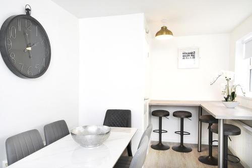 ocho homes by eight continents