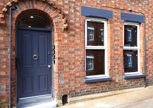 ocho homes by eight continents