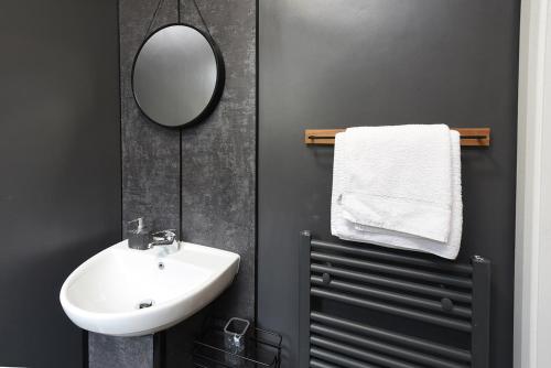 ocho homes by eight continents