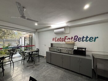 housr sector 43 gurgaon paras hospital