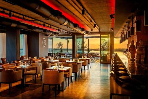 marriott corrientes hotel