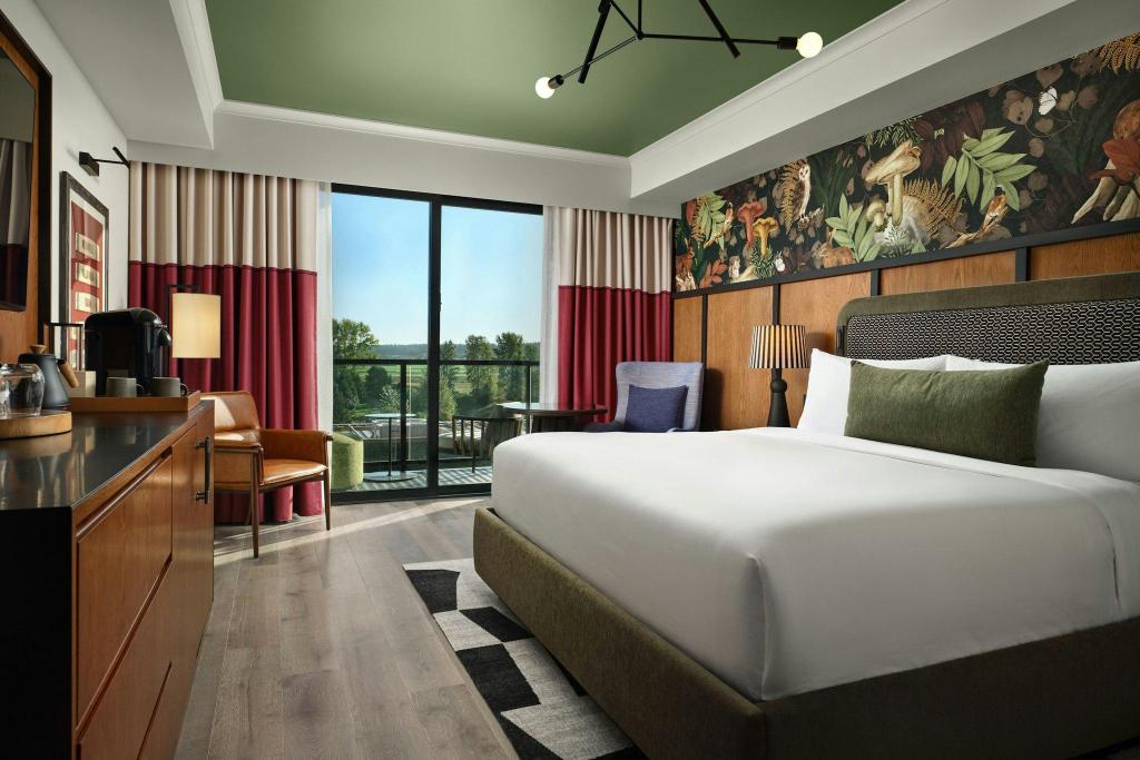 the somm hotel and spa autograph collection