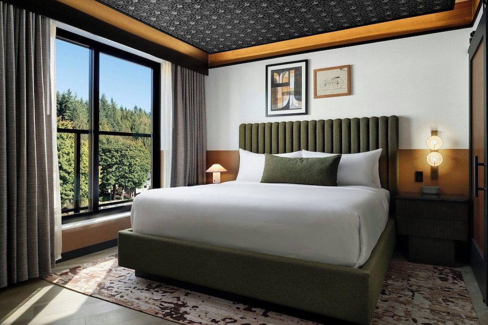 the somm hotel and spa autograph collection