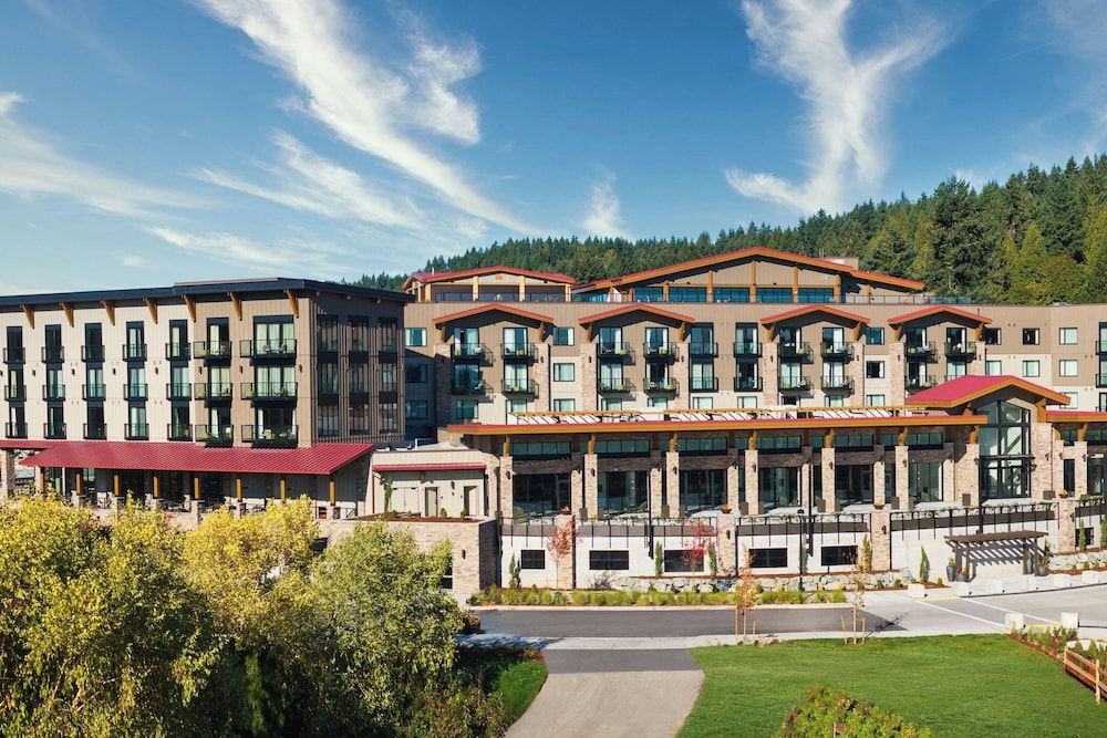 the somm hotel and spa autograph collection