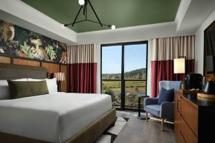 the somm hotel and spa autograph collection