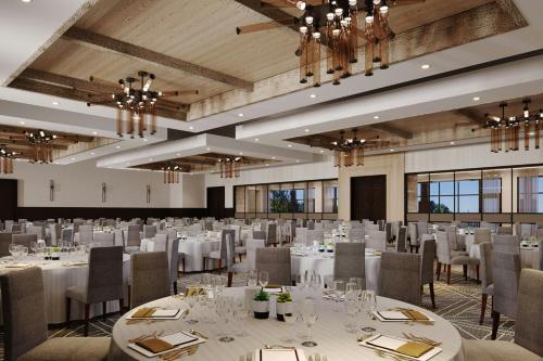 the somm hotel and spa autograph collection