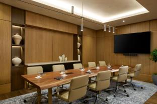 jw marriott reston station