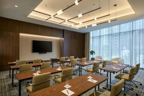 jw marriott reston station