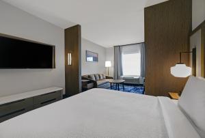 fairfield by marriott inn and suites spartanburg downtown