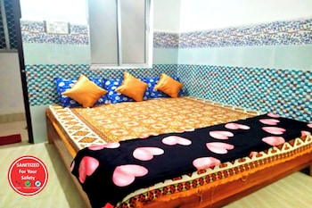 hotel glory and pranab sadan