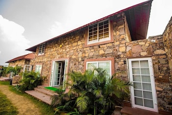 atola outhouse resort