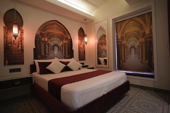 atola outhouse resort