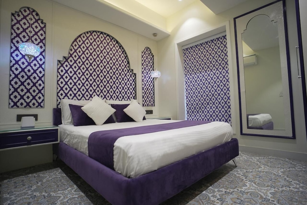 atola outhouse resort