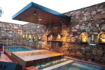 atola outhouse resort