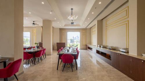 pallacia a luxury hotel