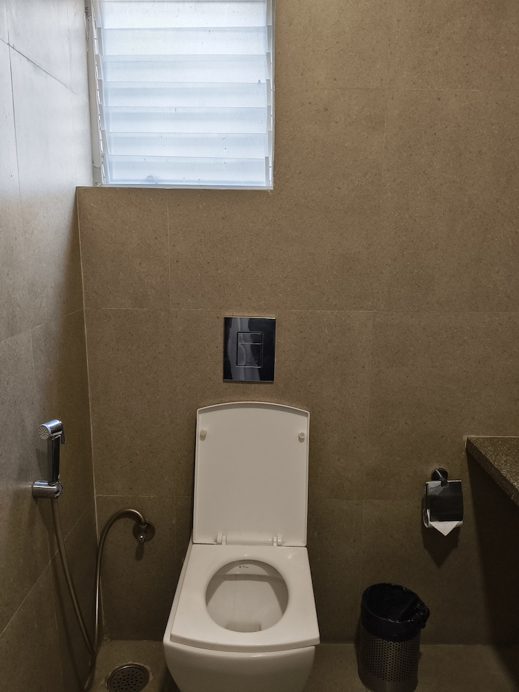 hotel grand continent hitech city laxmi cyber city