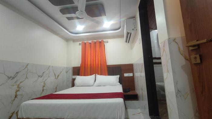 hotel samrat palace 2 goregaon west
