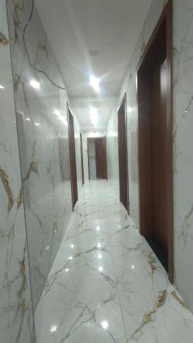 Hotel Samrat Palace 2 Goregaon West,,2 star