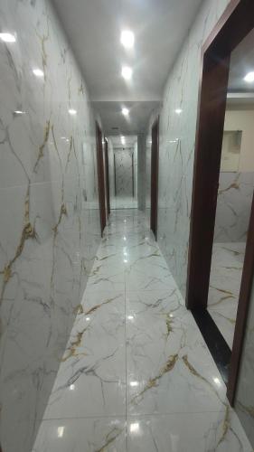 hotel samrat palace 2 goregaon west