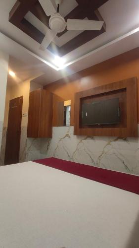 Hotel Samrat Palace 2 Goregaon West,,4 star