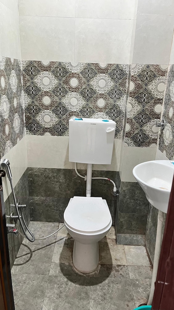 balajii guest house