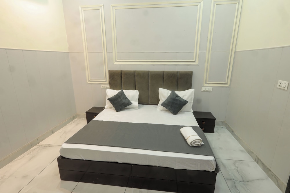 sapphire hotel and banquet
