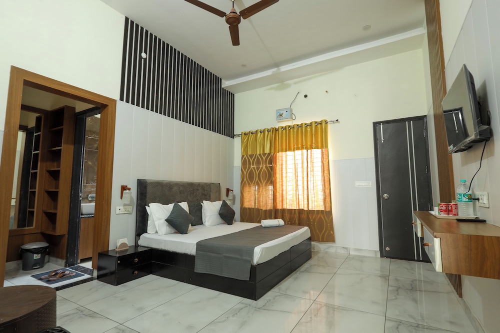 sapphire hotel and banquet