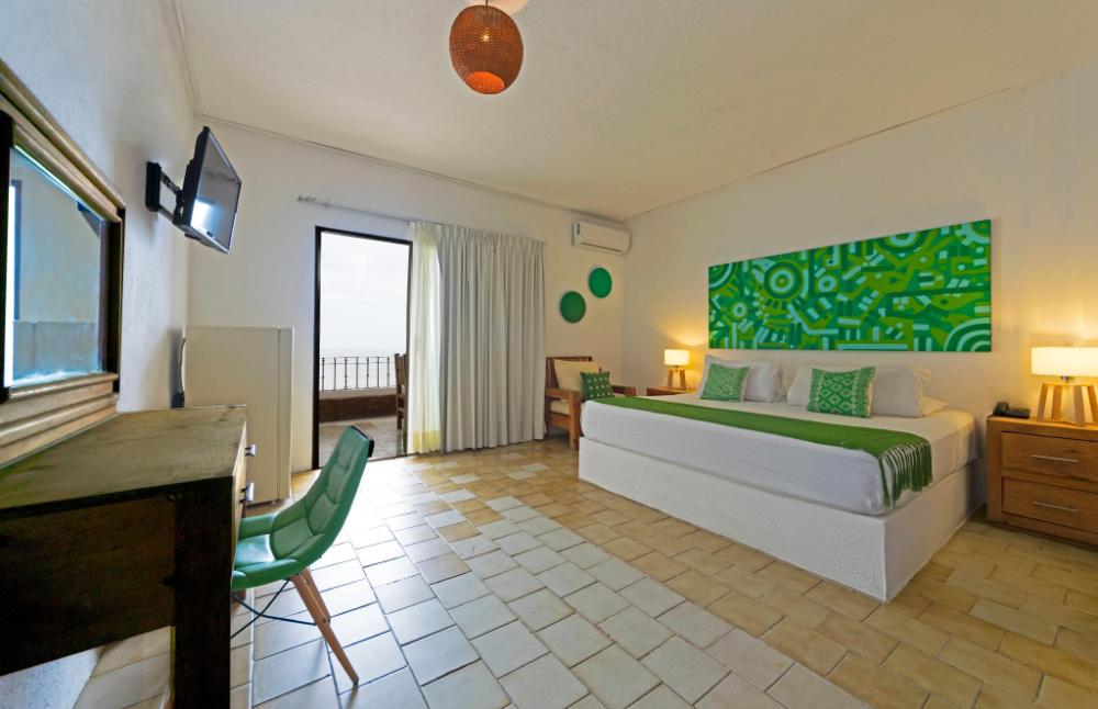 emperador vallarta beachfront hotel and suites