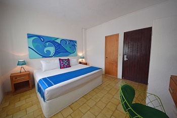 emperador vallarta beachfront hotel and suites