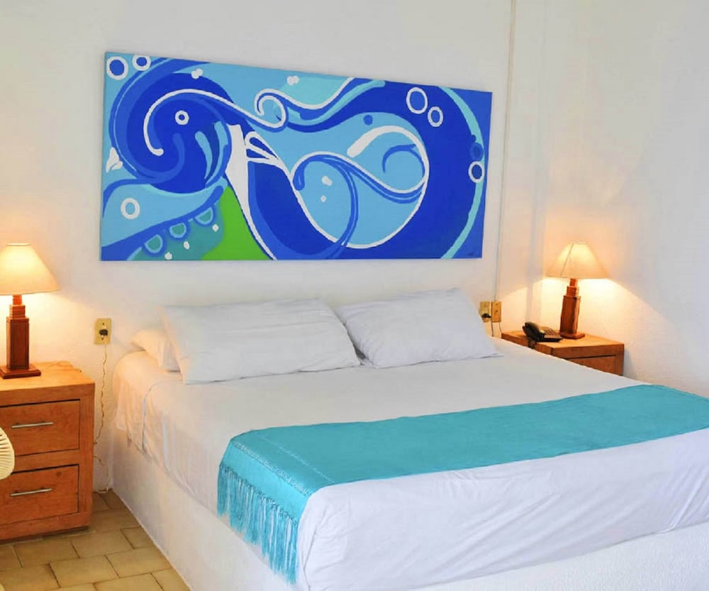 emperador vallarta beachfront hotel and suites