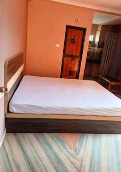 hotel aadhya beach resort puri