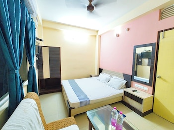 hotel golden beach inn puri