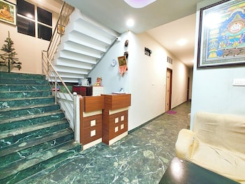 hotel golden beach inn puri