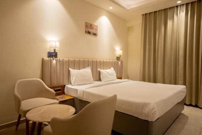 villa vistosa omaxe hazratganj