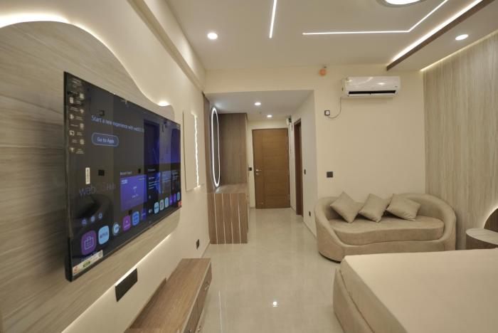 villa vistosa omaxe hazratganj