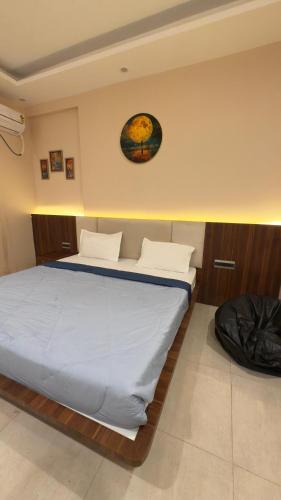 villa vistosa omaxe hazratganj